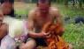 จับพระค้ายา มั่วกามพาสาวมานอนขอชั้นใน