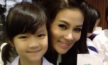 ลูกสาว ปู มัณฑนา ถอดแบบแม่มาเป๊ะๆ